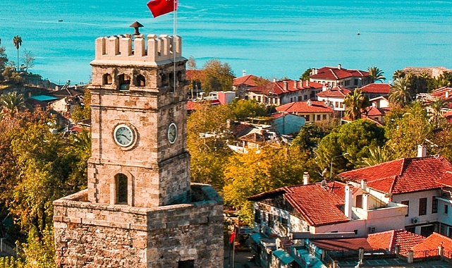 Saati çalınan tarihi kulede 40 yıl sonra bir ilk