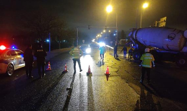 Şanlıurfa'da sağanak; dere taştı, Viranşehir karayolu ulaşıma kapatıldı