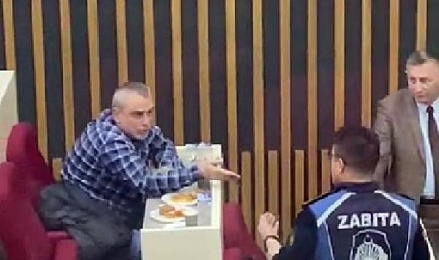Tanju Özcan, zabıta müdürünü görevden aldı