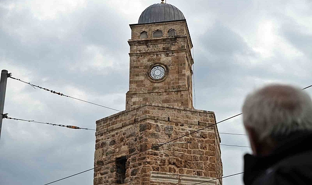 Tarihi Saat Kulesi saatine kavuştu