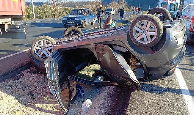 TIR ile otomobil çarpıştı: 7 yaralı