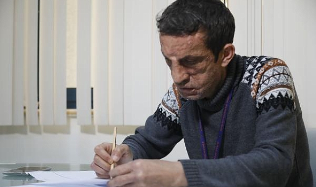 Türkiye'nin ilk yüz nakillisi Acar, üniversiteye hazırlanıyor