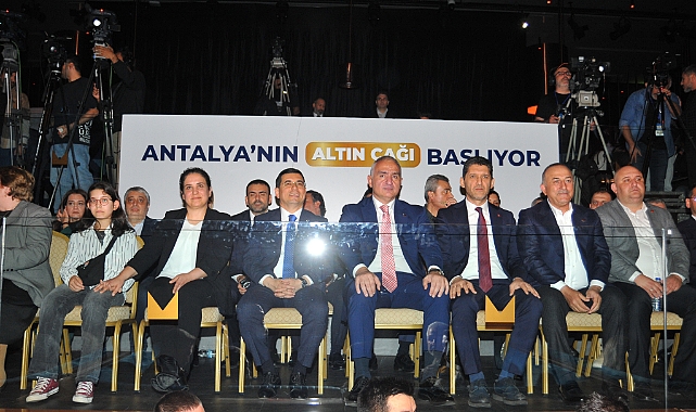Tütüncü'yü yalnız bırakmadılar