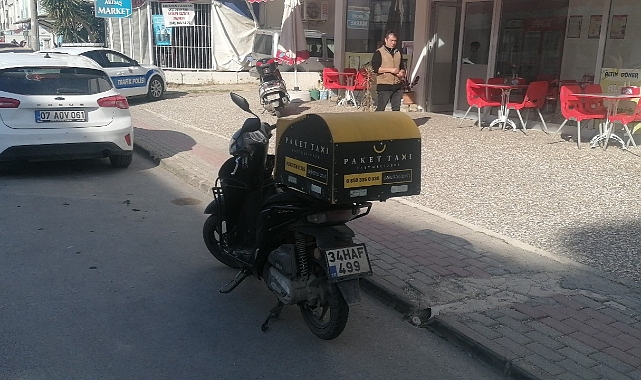 Yola fırlayan çocuk kaza yaptırdı, ilk yardımına da o koştu