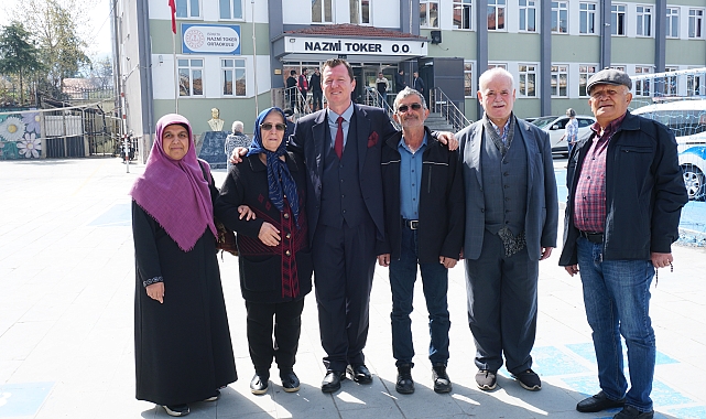 1687 seçmenli mahallenin rakipsiz muhtar adayı, seçimi rahat geçiriyor
