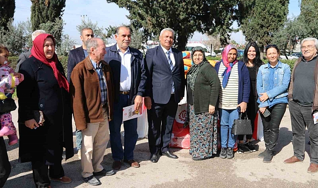 500 çiftçiye Ayçiçek tohumu dağıtıldı