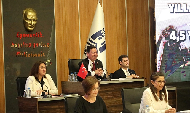 Ahmet Aras: Hangi siyasi görüşte olursa olsun bütün ilçeleri kucaklayacağız.