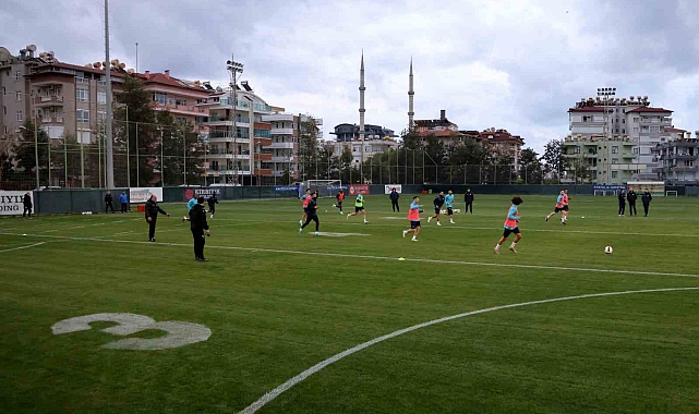Alanyaspor'da, Sivasspor maçı hazırlıkları başladı