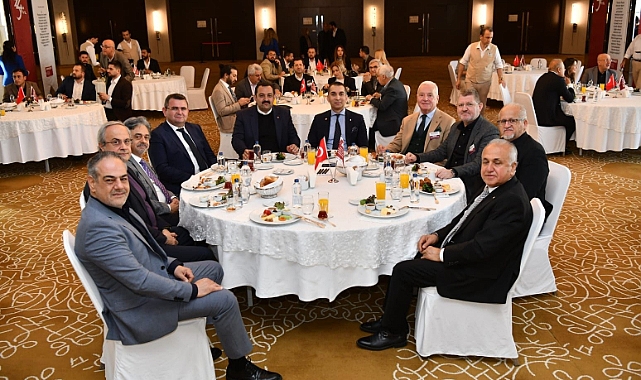 ANSİAD'ın konuğu Kıvrım oldu