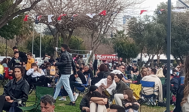 Antalya'da parklar doldu taştı