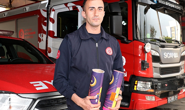 Antalya'da ramazan topu geleneği, ses bombasıyla devam ediyor