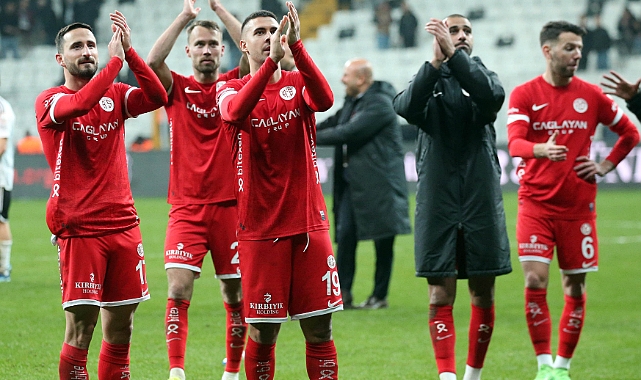 Antalyaspor deplasmanda kartalı avladı 2-1