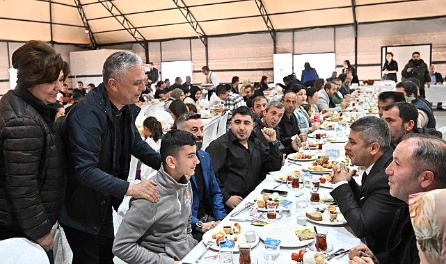 Apartman görevlileri kahvaltıda buluştu