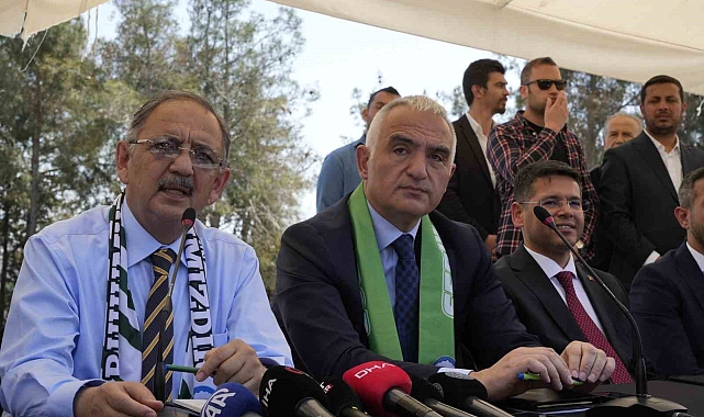 Bakan Özhaseki: "Bu işin tek şartı var büyükşehirde ve Serik'te elimizi ayağımızı kırmayın"
