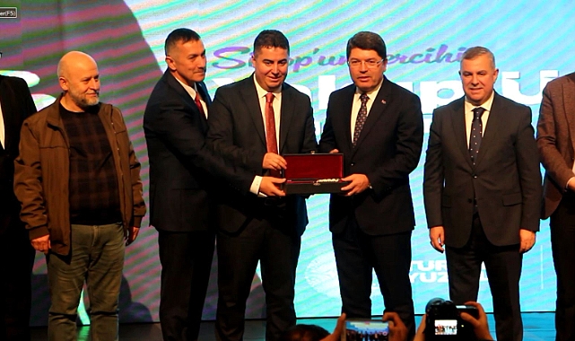 Bakan Tunç: Yerel yönetim ve hükümet uyumu önemli