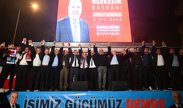 Başkan Böcek'e Demre'de yoğun ilgi
