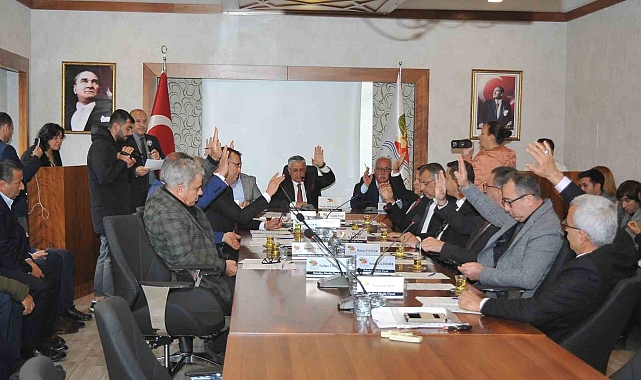 Başkan Topaloğlu: "Bu sene 350 bin İngiliz turist bekliyoruz"