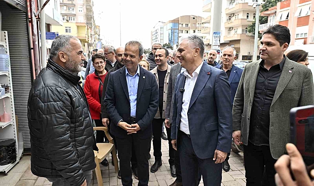 Başkan Uysal: "Muratpaşa tek yürek"