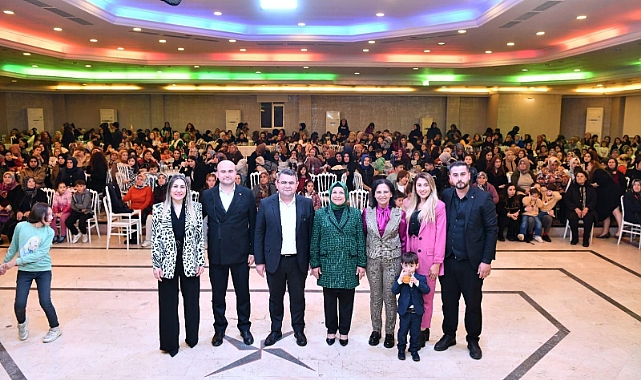Bekir Kıvrım Kadınlar Günü’nü kutladı
