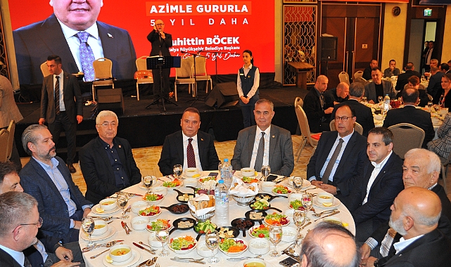 Böcek turizmcilerle iftarda buluştu