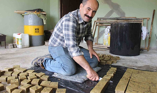 Defne sabunu, egzama, kepek başta olmak üzere cilt sorunlarına derman oluyor