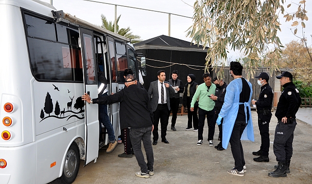 Emekli öğretmen karavanda ölü bulundu