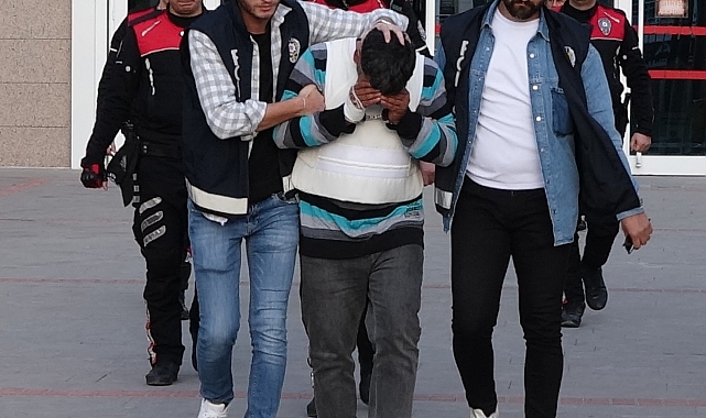 Gittiği evde kocayı öldürüp eşini yaralayan sanık, polisteki ifadesini reddetti