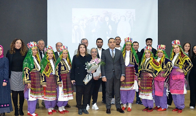 Kadın ve çocuğa şiddete karşı şiirli farkındalık