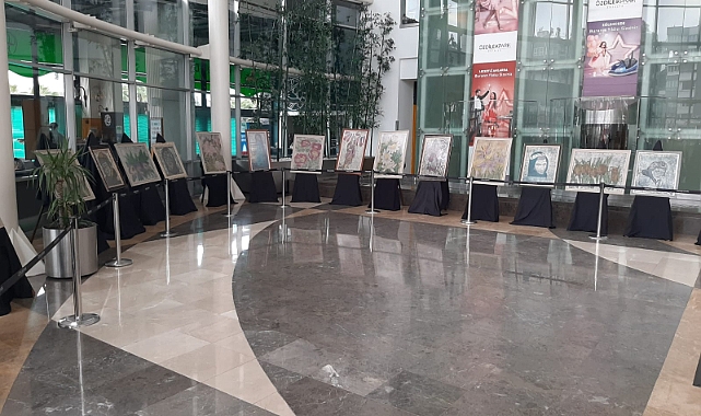 Kadınlardan Yörük kadını ve çiçekleri sergisi