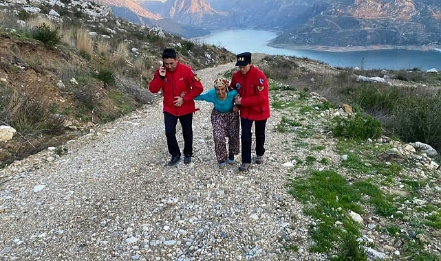 Kaybolan engelli kadın ayak izinden takip edilerek bulundu