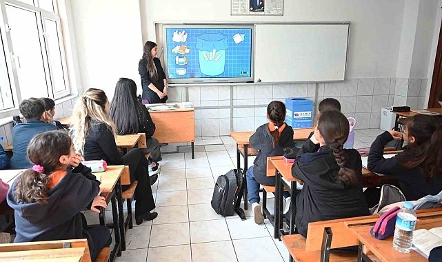 Kemer Belediyesi'nden okullarda 'Sıfır Atık' eğitimi