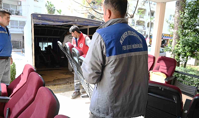 Kemer'de sinema ve tiyatro salonunda çalışmalar başladı