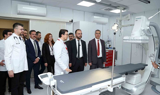 Kepez Devlet Hastanesi'nde anjiografi ünitesi hizmete açıldı