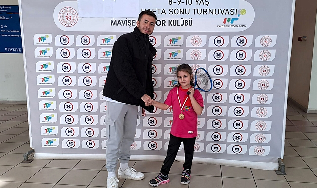 Lösemiyle savaşı süren Öykü Arin, hayata da raket sallıyor