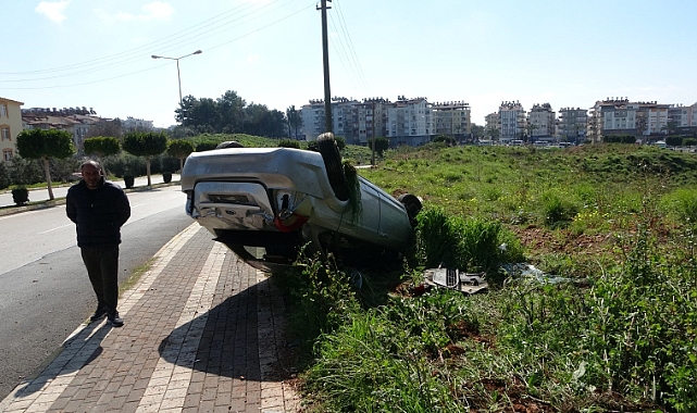 Manavgat'ta otomobil takla attı: 1 yaralı