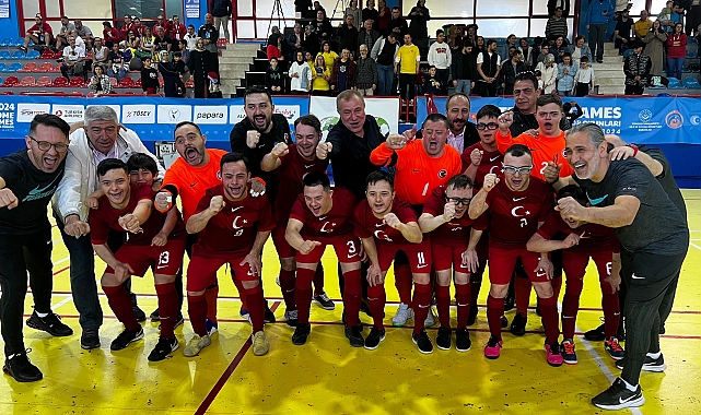 Meksika'yı yenen Down Sendrom Futsal Milli Takımı finalde