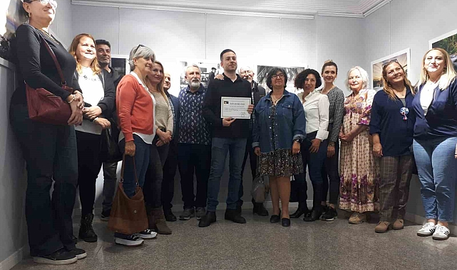 Öğretim görevlisinden fotoğraf sergisi