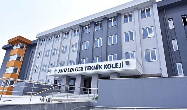 OSB Teknik Koleji’nde satranç heyecanı