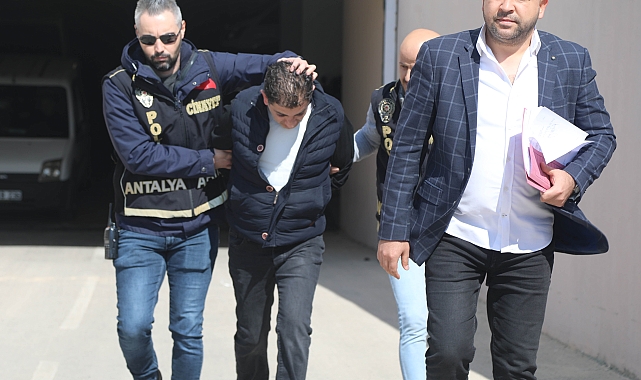 Siyasi parti kavgasında iş yeri sahibi: Canımı kurtardım