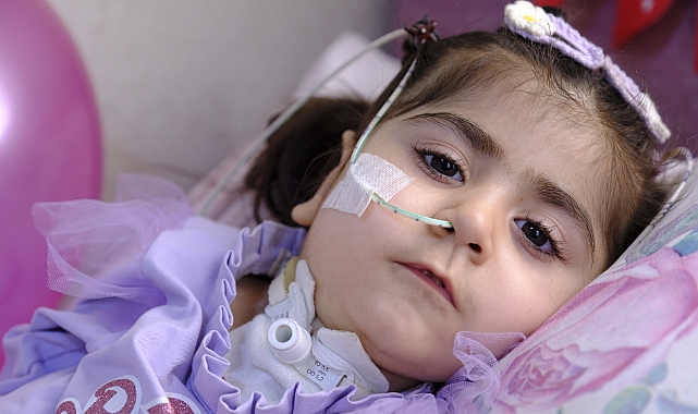 SMA'lı Amine'nin annesi: Evladım toprağa basmadan, toprak olsun istemiyorum
