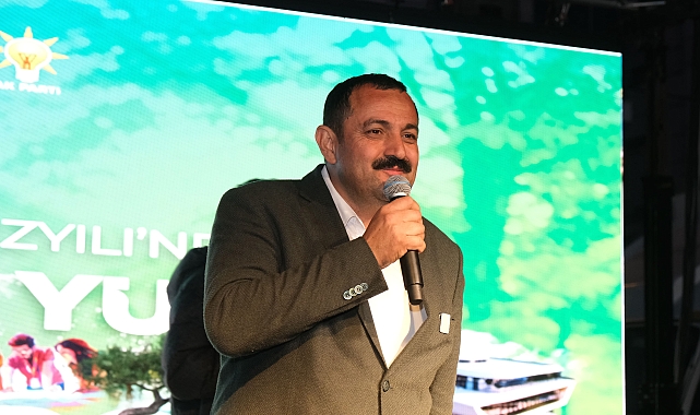 Sümer, Erenköy'de 2 bin kişiyle buluştu