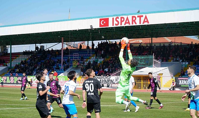 TFF 2. Lig: Isparta 32 Spor: 0 - Karaman Futbol Kulübü: 1