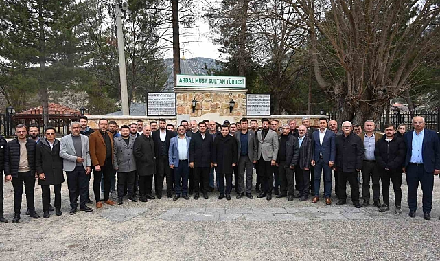 Tütüncü: "Cami de bizim cemevi de"