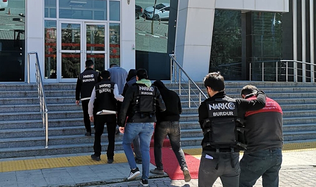 Uyuşturucu operasyonuna 4 tutuklama