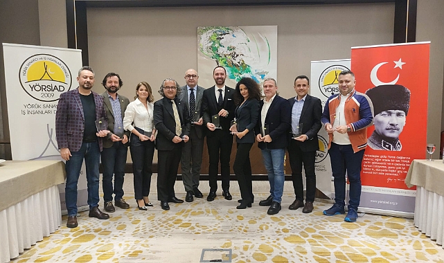 YÖRSİAD’dan Ege’ye teşekkür plaketi