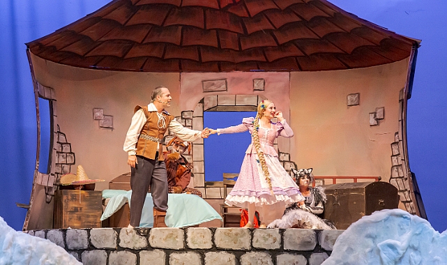 23 Nisan'a özel 'Rapunzel' çocuk operası