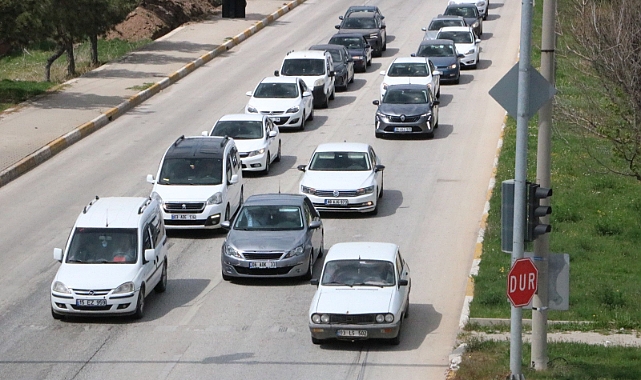 9 günlük tatilde Afyonkarahisar’dan 4 milyonun üzerinde araç geçişi oldu