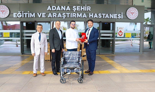 Adana Şehir Hastanesi'ne 100 tekerlekli sandalye bağışlandı