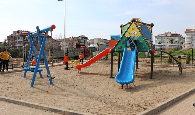 Alanya Belediyesi'nden Oba'ya yeni park