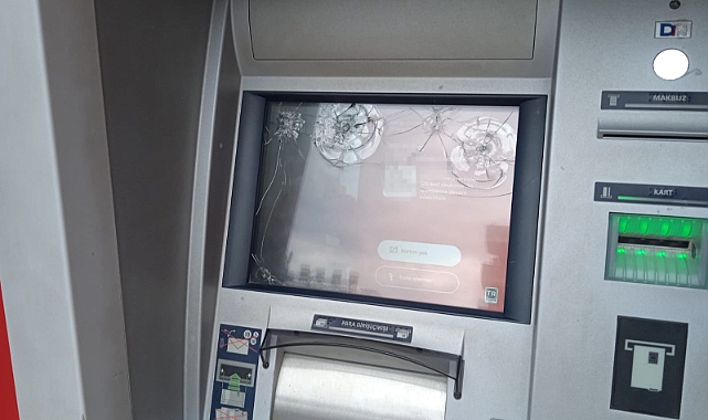 Alanya’da ATM’nin ekranına zarar verildi
